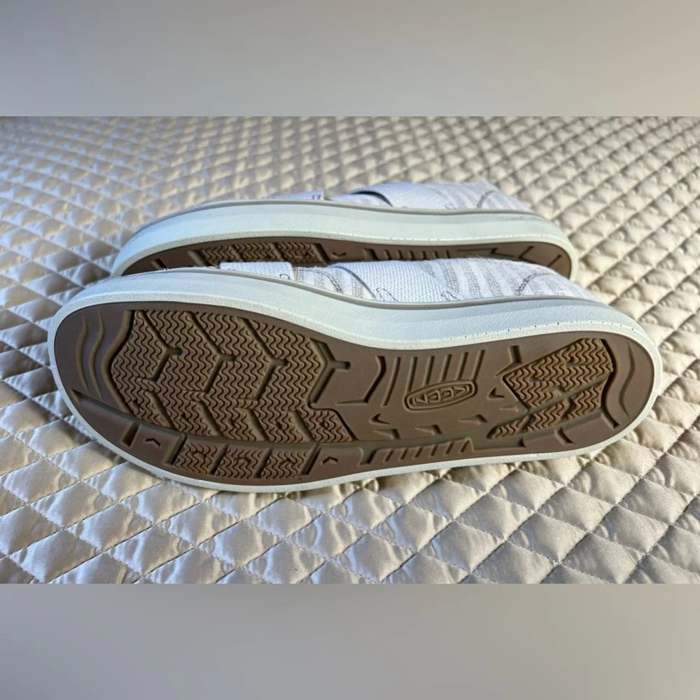 Keen Womens Slip-On Sneakers in Light Gray and White Stripes